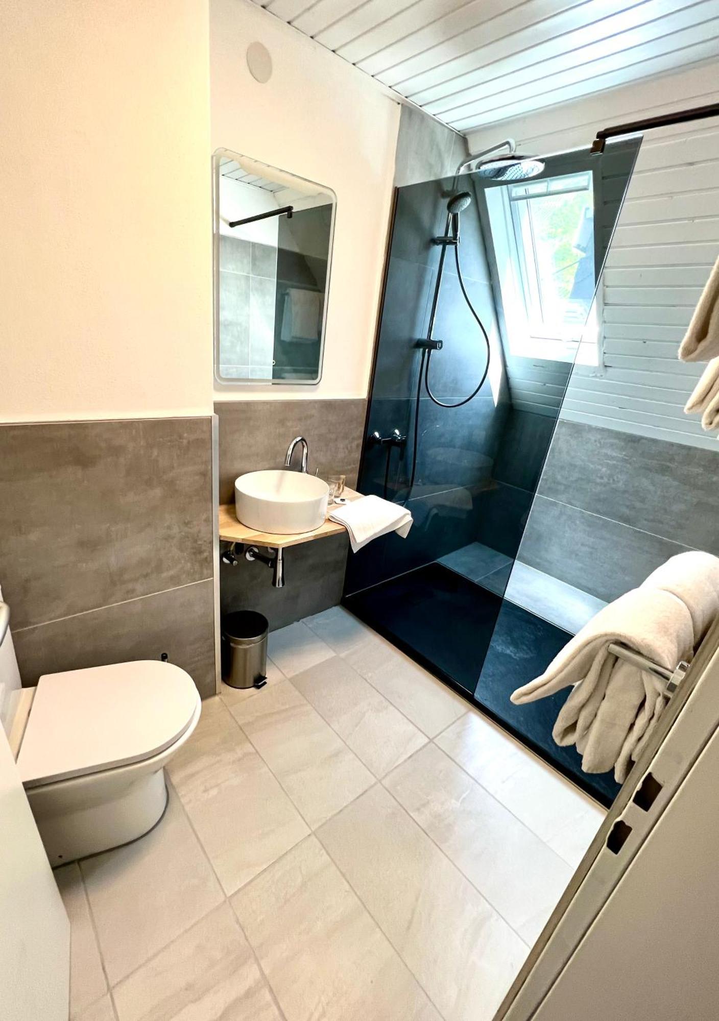 Hotel St. Georg Едигер-Елер Стая снимка